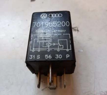 Volkswagen Transporter - Caravelle T4 Other relay 701955200