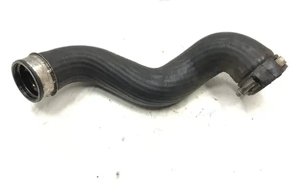 Audi A4 S4 B7 8E 8H Intercooler hose/pipe K3094