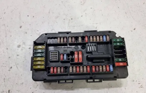 BMW 1 F20 F21 Fuse module 9224879 19098000001 17062013