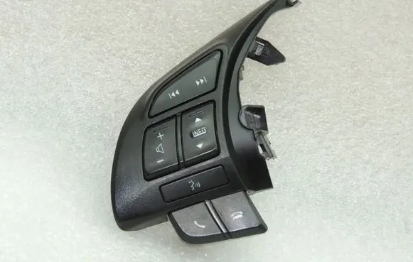 Mazda 6 Steering wheel buttons/switches GKL3664M9