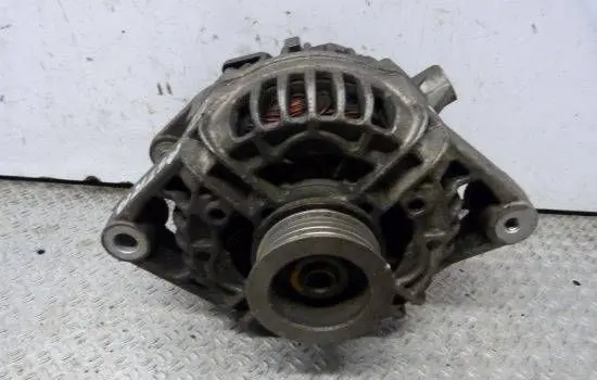 Opel Astra G Generator/alternator 0124415002 90561971