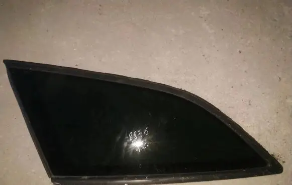 Ford Mondeo MK IV Rear side window