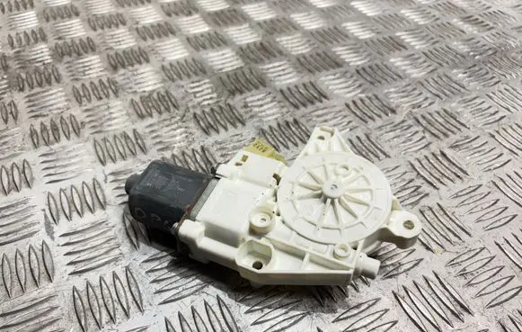 Mercedes-Benz R W251 Rear door window regulator motor A2518200208 996149200 0130822280