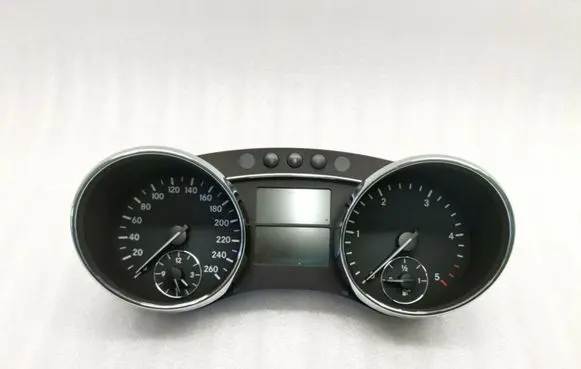 Mercedes-Benz R W251 Speedometer (instrument cluster) A2514405047