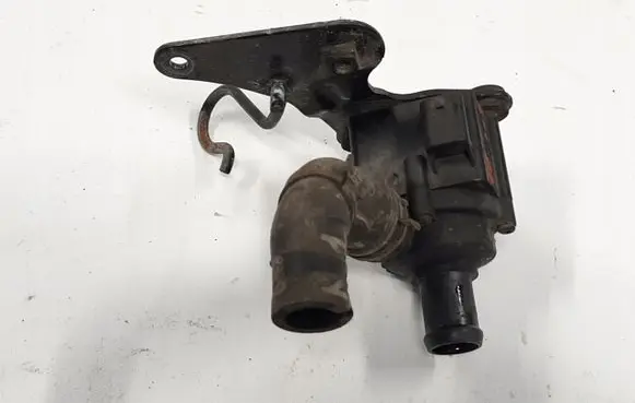 Volkswagen Transporter - Caravelle T6 Electric auxiliary coolant/water pump 5Q0965561B
