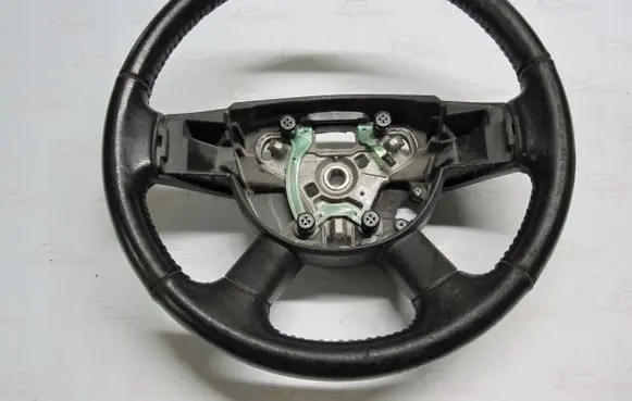 Dodge Nitro Steering wheel 104515907