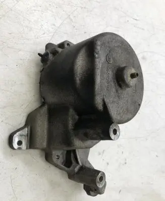 Volvo S60 Fuel filter housing AV6Q9180