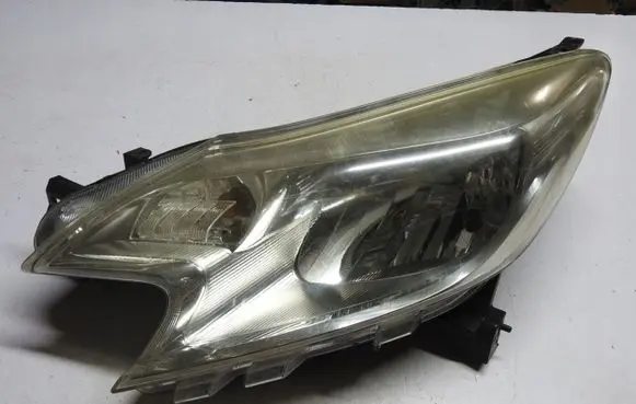 Nissan Note (E12) Headlights/headlamps set 3VA5A