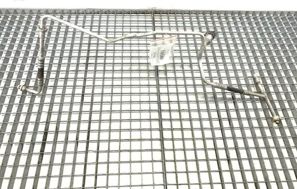 Air conditioning (A/C) pipe/hose
