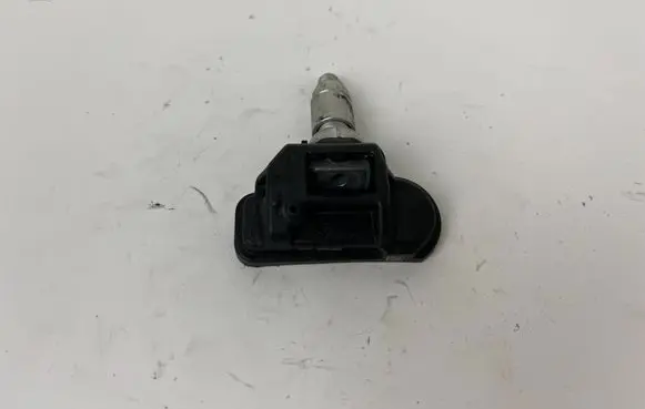 Maserati Ghibli Tire pressure sensor 670106084