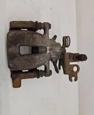 Volkswagen Caddy Rear brake caliper