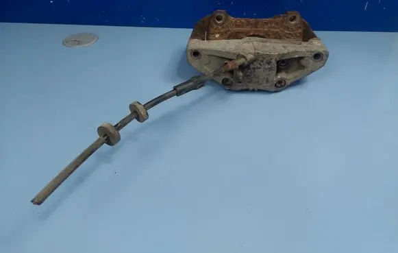 Volvo XC90 Front brake caliper 30657307