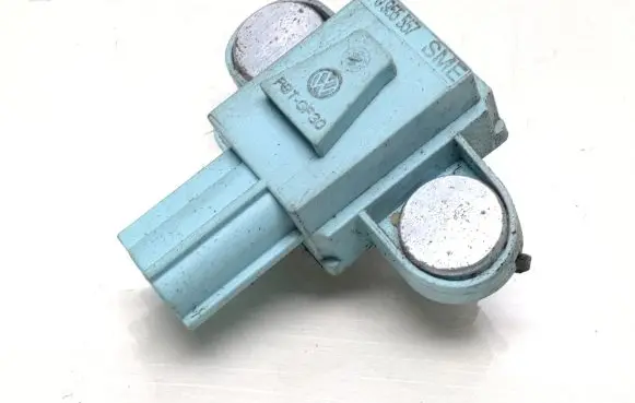 Audi A6 S6 C6 4F Airbag deployment crash/impact sensor 4F0955557