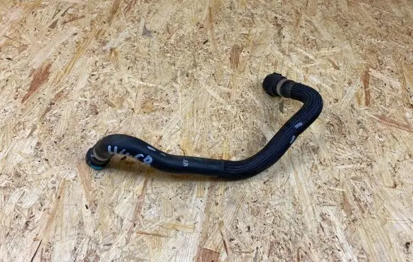 Jaguar I-Pace Engine coolant pipe/hose L9D38D118AB