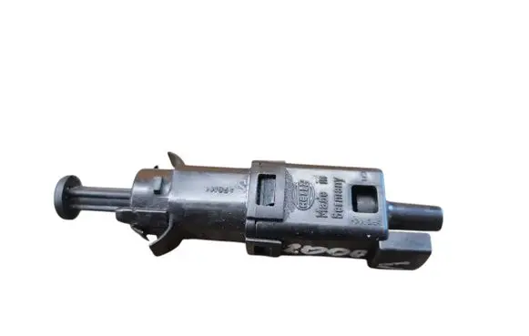 Volvo S40, V40 Brake pedal sensor switch 9146505