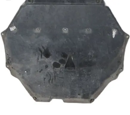 Mitsubishi Outlander Engine splash shield/under tray