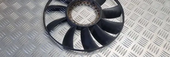 Volkswagen PASSAT B5.5 Fan impeller 058121301B