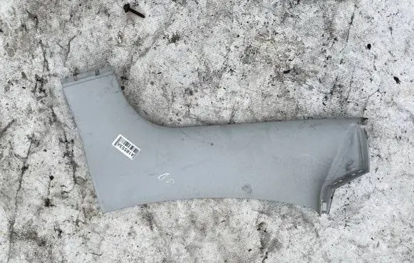 Skoda Octavia Mk2 (1Z) (D) pillar trim (bottom) 1Z9867248E