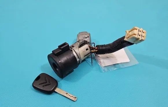Citroen C1 Ignition lock 73678312 IMPRK1509713
