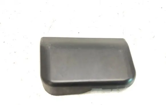 Maserati Ghibli (B) pillar trim (bottom) 670010366