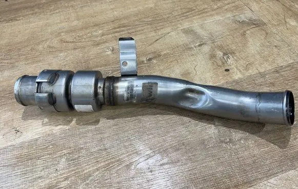 Land Rover Discovery 5 Turbo air intake inlet pipe/hose FK629F788DC F1015134901 05121214
