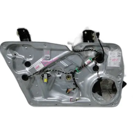 Volkswagen Tiguan Sliding door window regulator with motor 5N1837729F