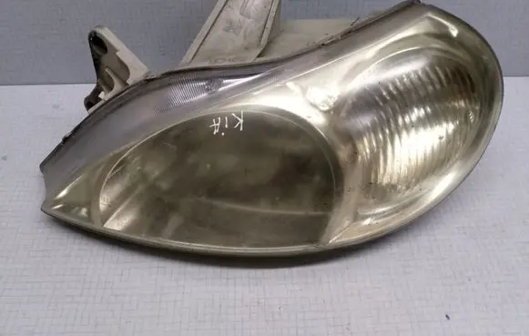 KIA Rio Headlight/headlamp 0K30A51020