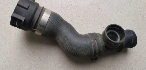 Audi A6 C7 Engine coolant pipe/hose 4F0122293C
