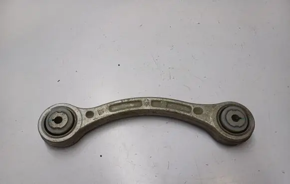 Maserati Ghibli Rear upper control arm/wishbone 0670007251