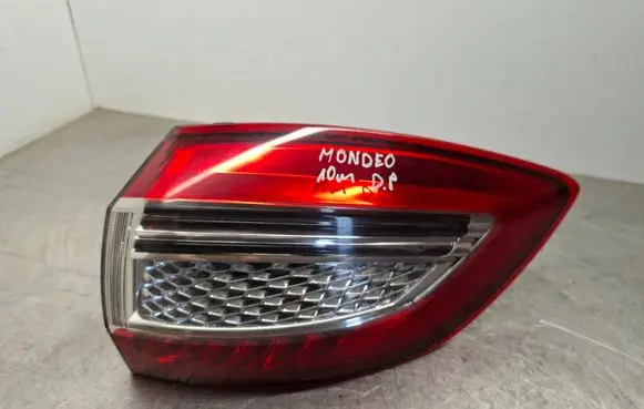 Ford Mondeo MK IV Rear/tail lights BS7113404B