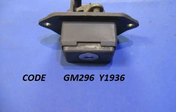 Opel Vectra A Tailgate exterior lock GM296 Y1936