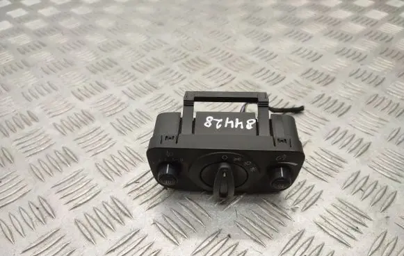 Ford Kuga II Light switch AV6T13A024CC