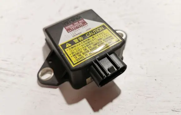 Lexus IS 220D-250-350 ESP acceleration yaw rate sensor 8918360020