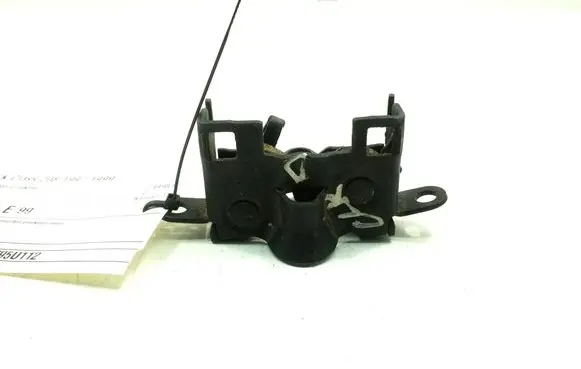 Engine bonnet (hood) release handle