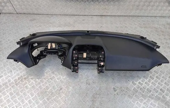 Jaguar XE Dashboard GX73044A74BE 1051215