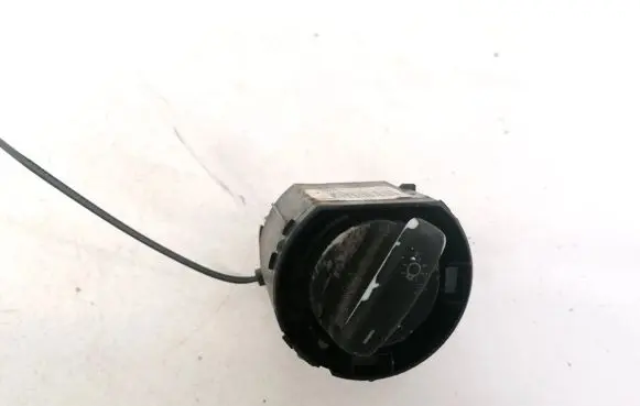 Skoda Octavia Mk2 (1Z) Light switch 1Z0941431C 1335