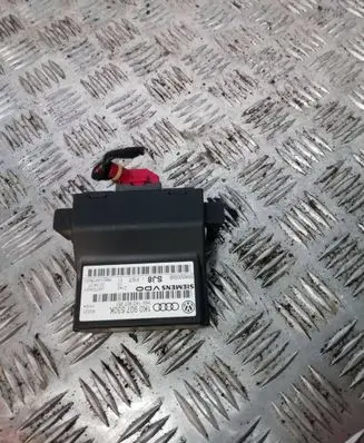 Volkswagen Golf Plus Gateway control module 1K0907530K 5WK50000B 1K0907951