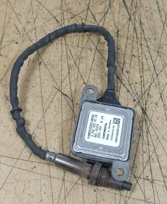 Mercedes-Benz Sprinter W906 Lambda probe sensor A0009050008