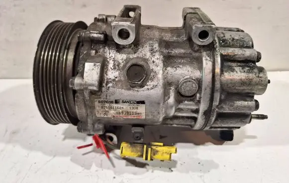 Citroen C4 I Picasso Air conditioning (A/C) compressor (pump) 9651911380