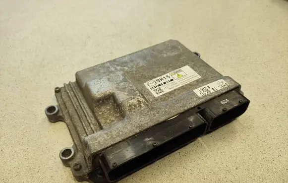 Mazda 6 Engine control unit/module SH1518881 K4238 2757006342