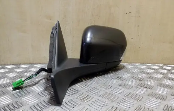 Volvo XC70 Front door electric wing mirror 31297360