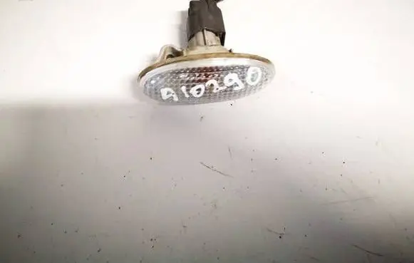 Mazda 3 I Front fender indicator light p2829