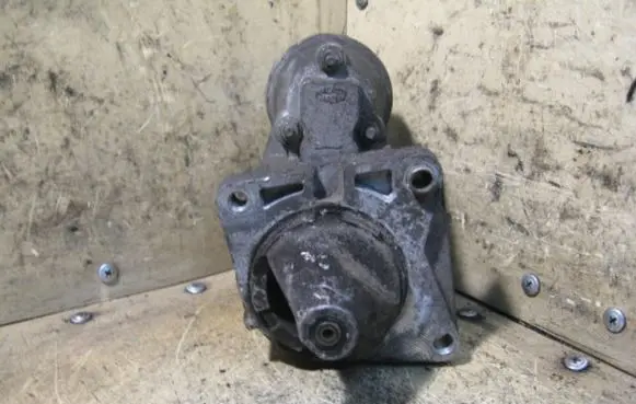 Fiat Punto (176) Starter motor