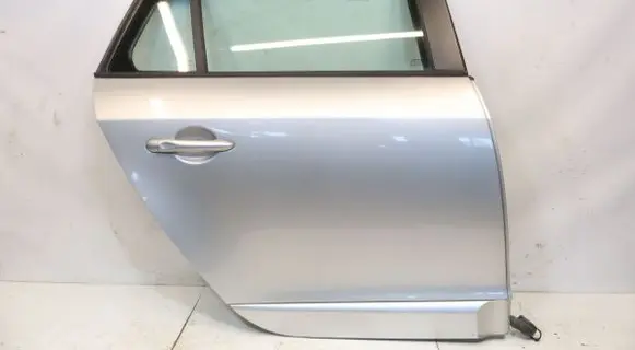 Rear door