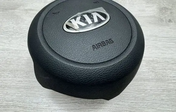 KIA Ceed Steering wheel airbag