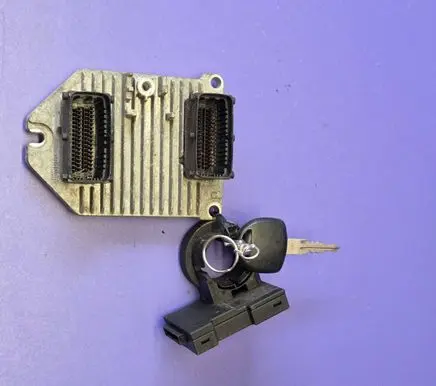 Opel Astra G Engine ECU kit and lock set 55351702 5WK91720 S0100102