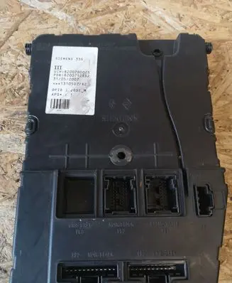 Renault Megane II Comfort/convenience module 8200780025 U118400920J