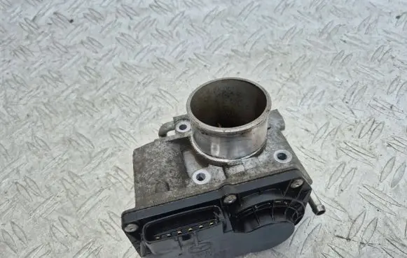 Mazda CX-7 Throttle valve R2AA136B0 K4238