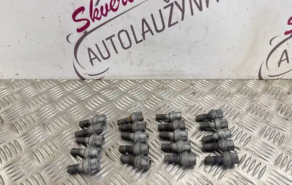 Renault Express Nuts/bolts