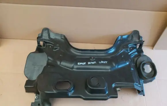 Land Rover Range Rover Sport L494 Other engine bay part